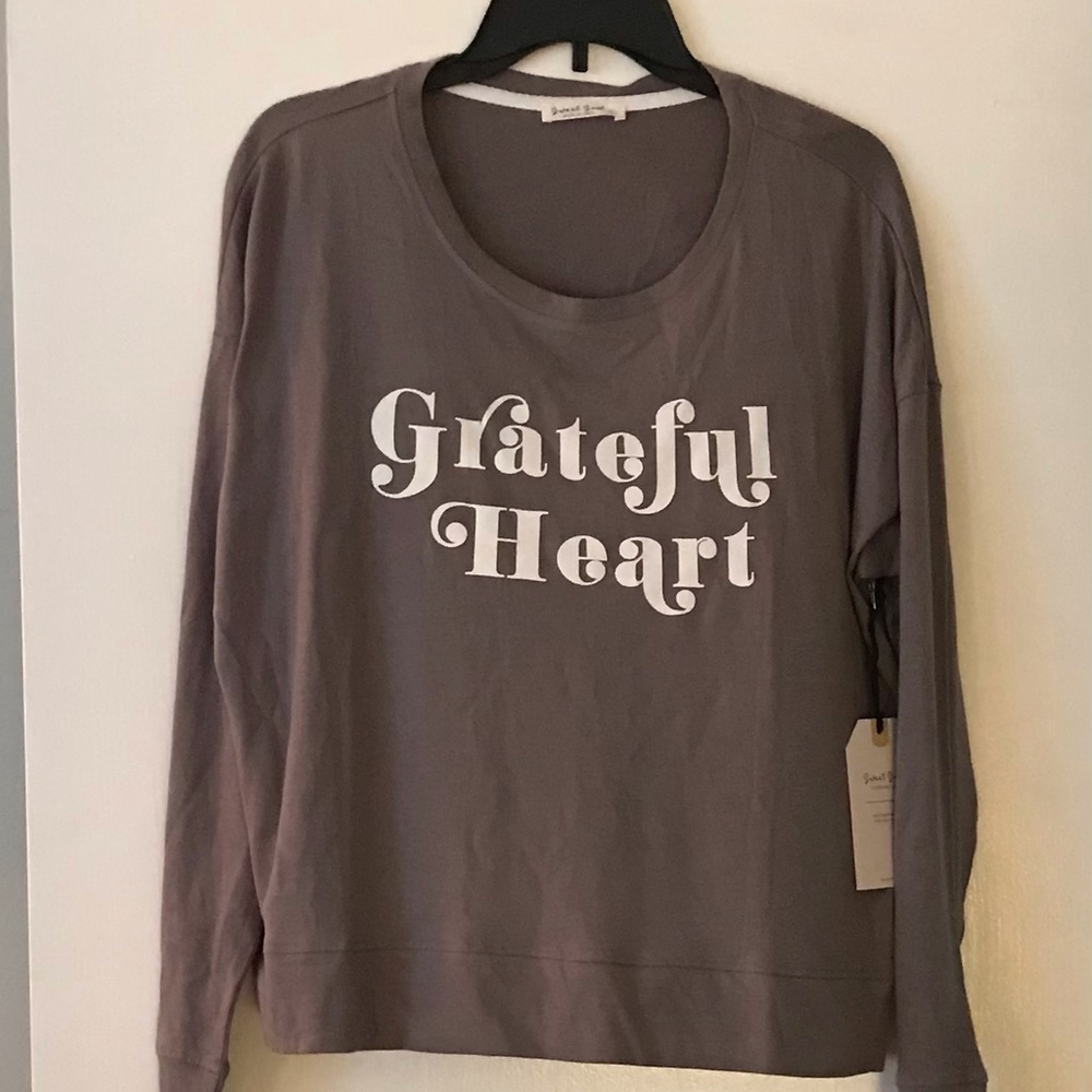 Sweet Soul Long Sleeved Gray Graphic Grateful Heart Tee